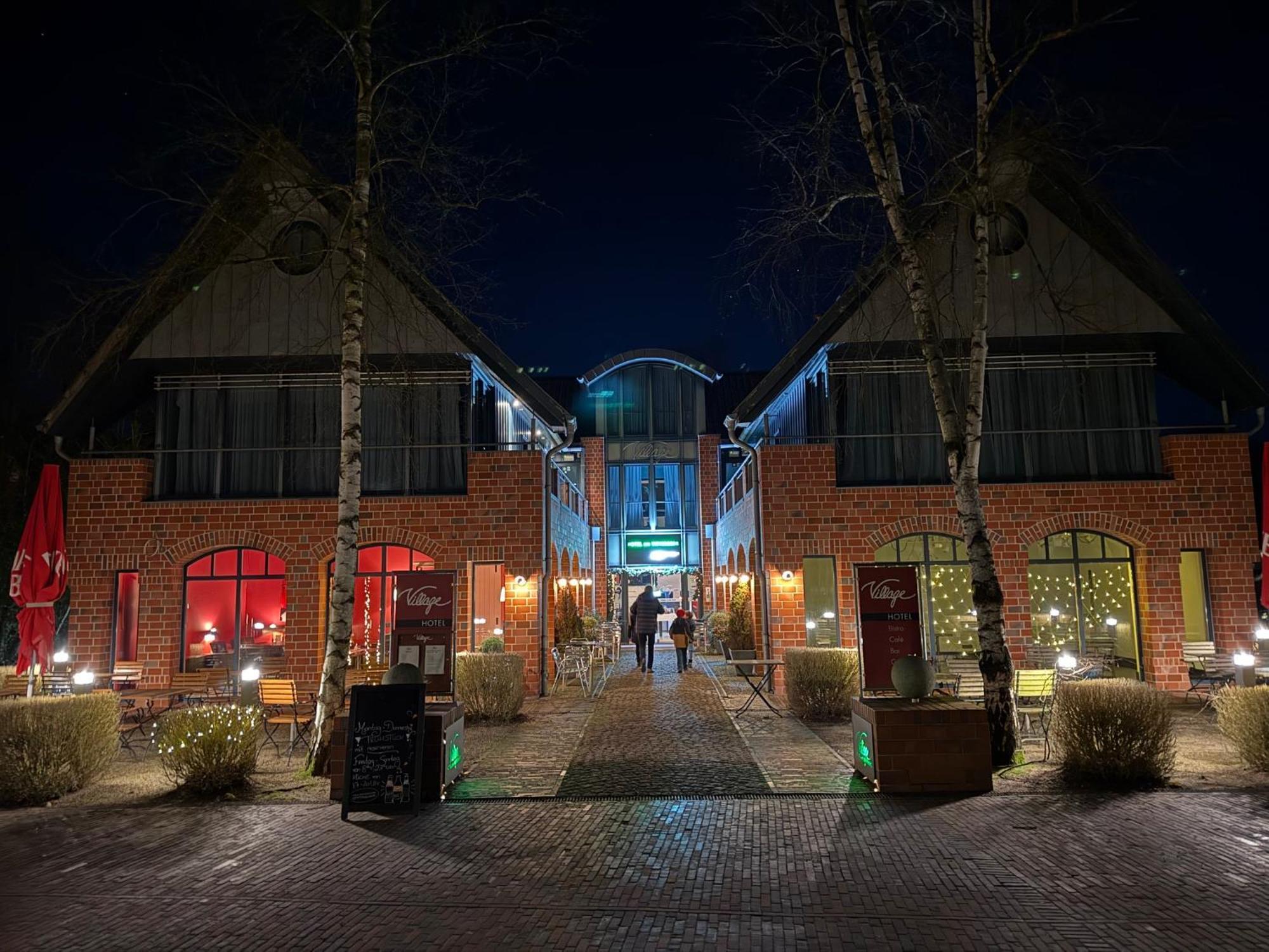 Hotel Village Worpswede Exteriör bild